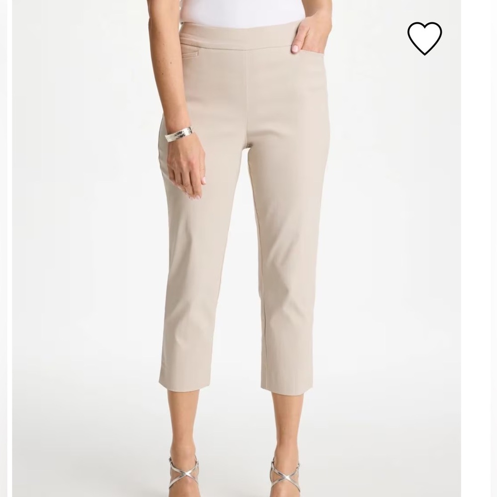 Chico's Brigitte Pull On Crop Pants in Smokey Taupe. Size 1 (M/10) - Picture 2 of 8